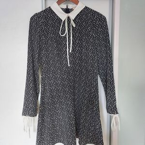 White collar black dress US Small